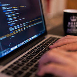 暖暖 在线 视频 免费 视频，鲁大师在线视频免费观看电视剧软件